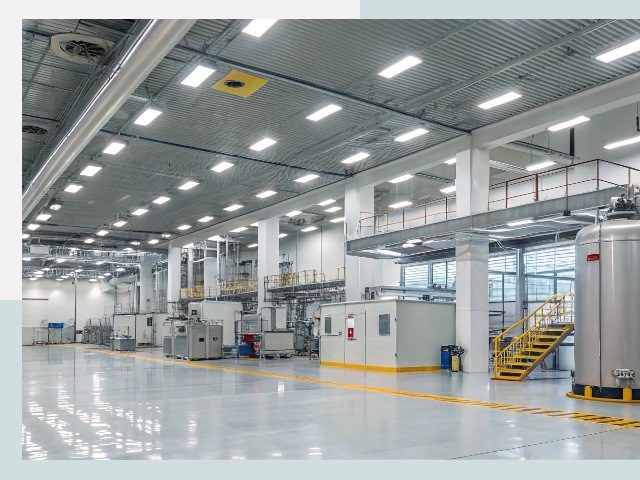 Освещение ангаров в Астрахани от 617 руб. - Эффективные решения