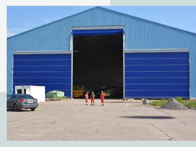 Ангарные ворота в Астрахань от СтальСтрой-Стр по цене 617 руб.